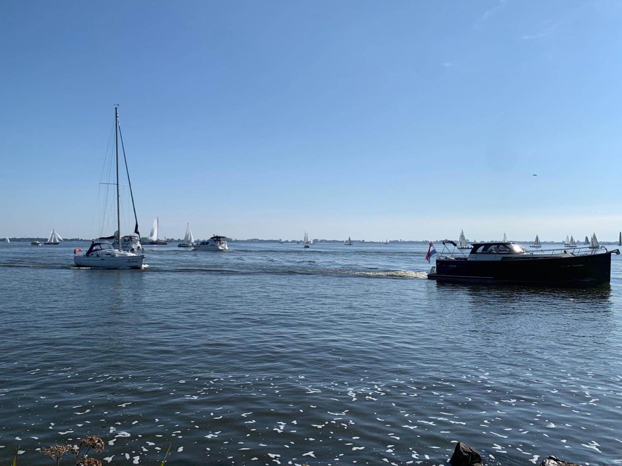 'T Paviljoenhus Bij Sneekermeer Offingawier Exterior photo